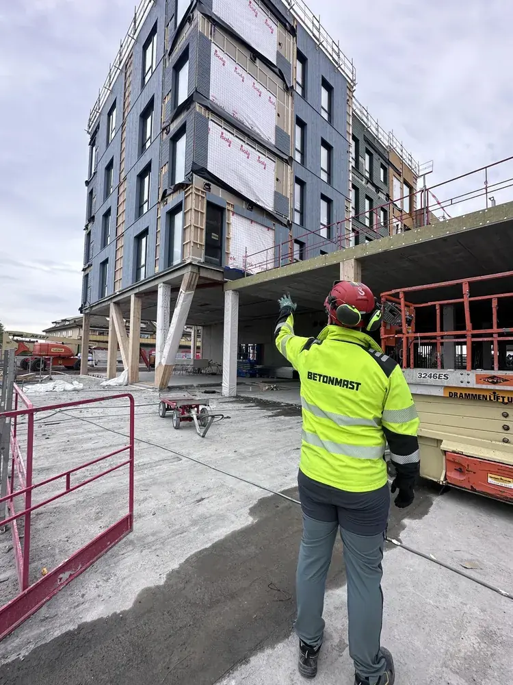 Byggeplassen på Tolvsrød Torg